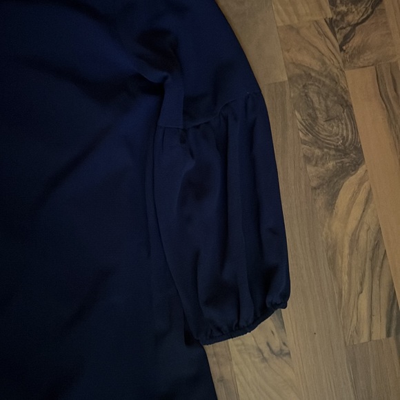 Cute sassy dress - Picture 3 of 3